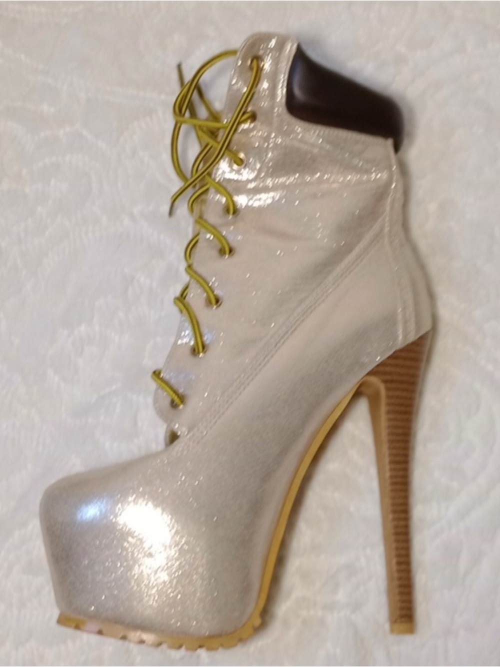 Women's Platform Lace-Up High Heel Ankle Boots - Champagne